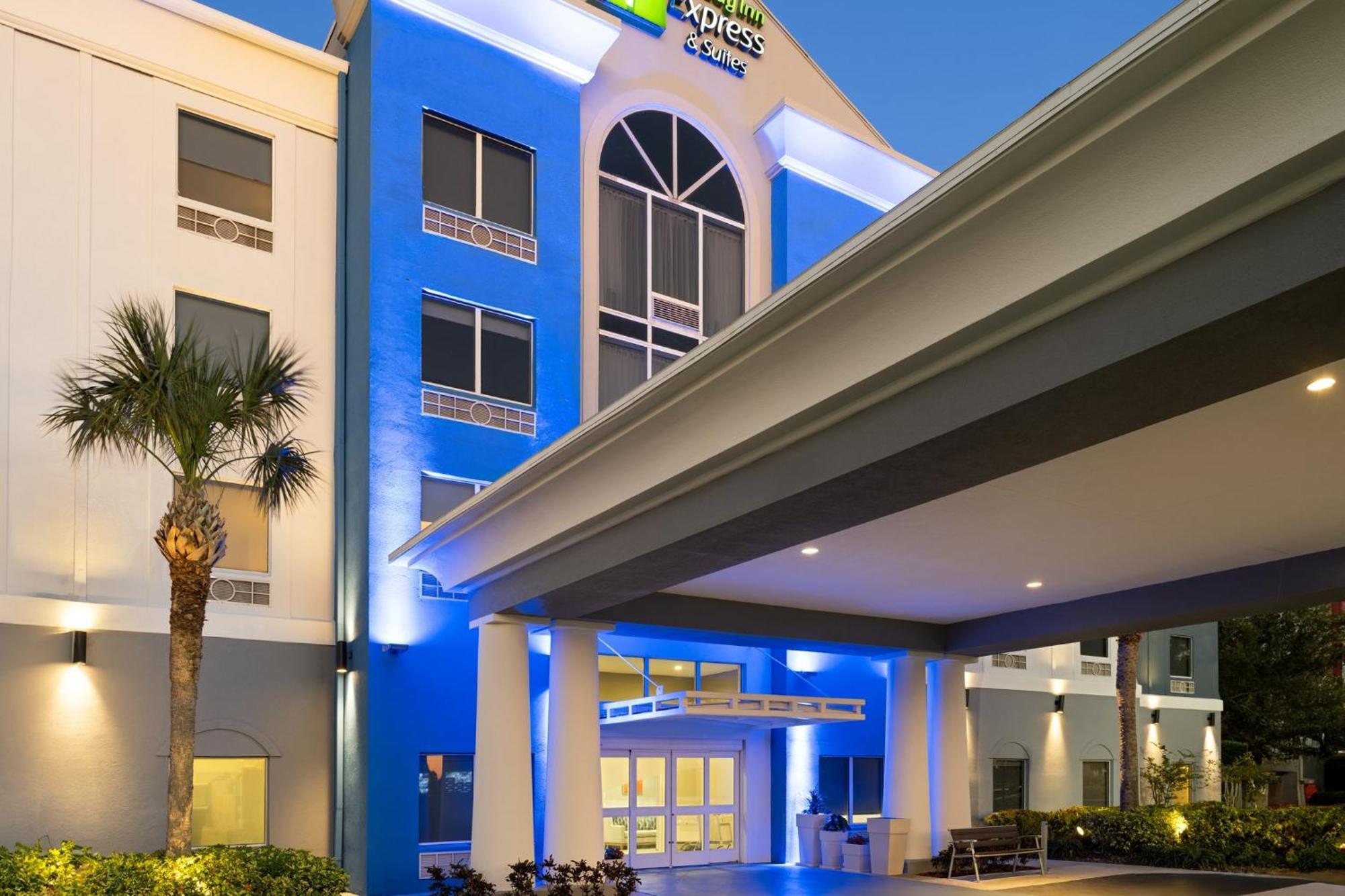 Express North / I-275 By Ihg Hotel