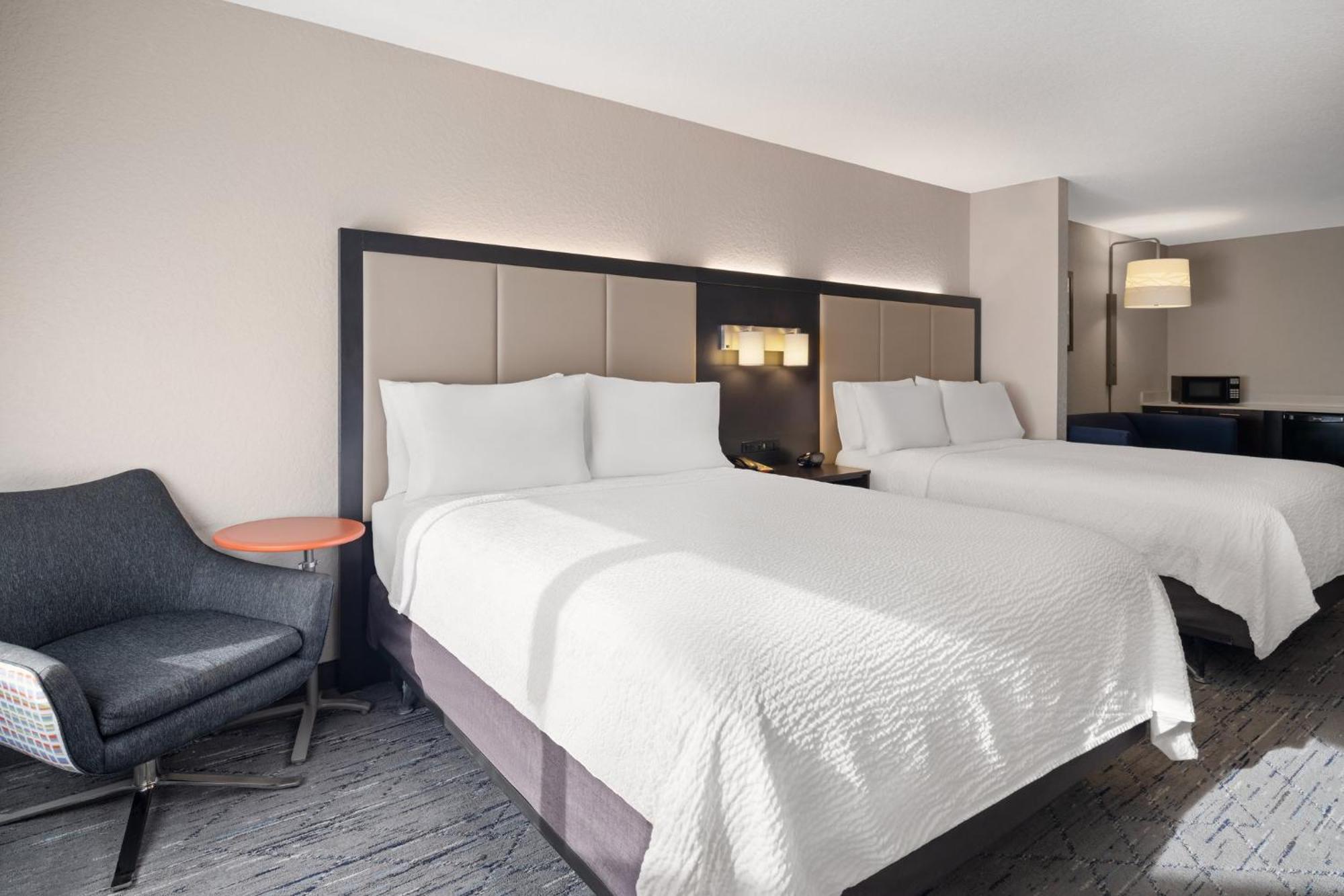 Hotel Express North / I-275 By Ihg Sankt Petersburg